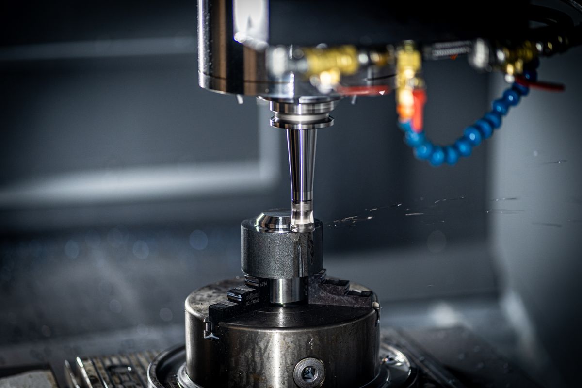 マシニングセンタによる鋳物の仕上げ加工